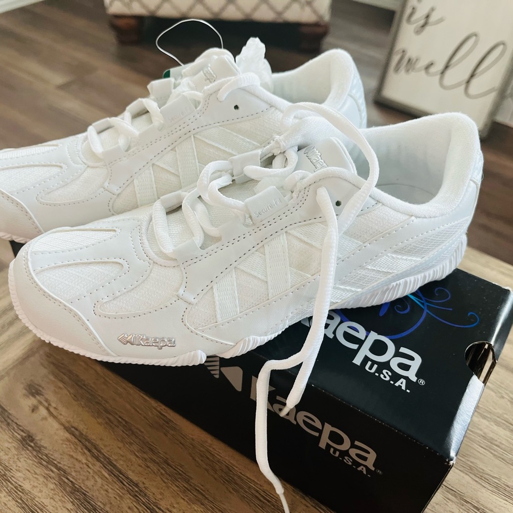 *BRAND NEW* Kaepa Cheerleading shoes - Picture 4 of 5